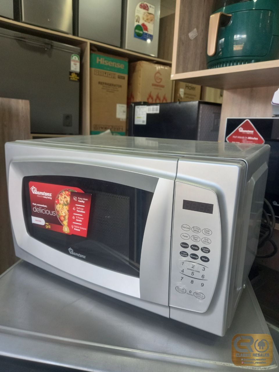 Ramtons 20l RM/310 with inbuilt grill