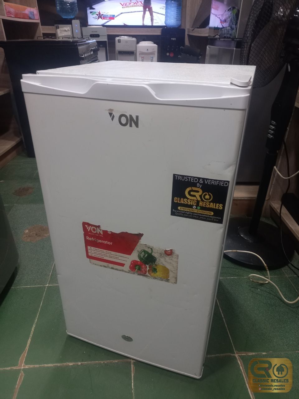 Von 90l  fridge