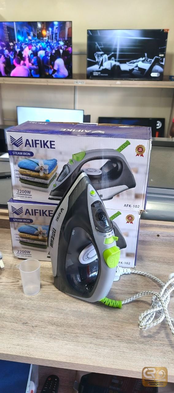 Aifike steam iron AFK-102