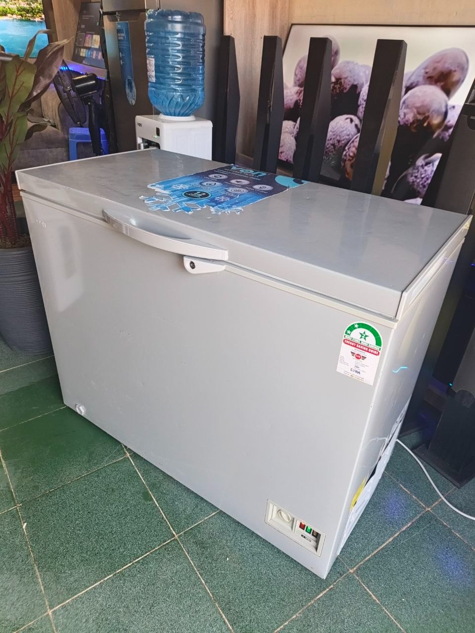 VON VAFC25DKG/DH Chest Freezer - 251L Capacity
