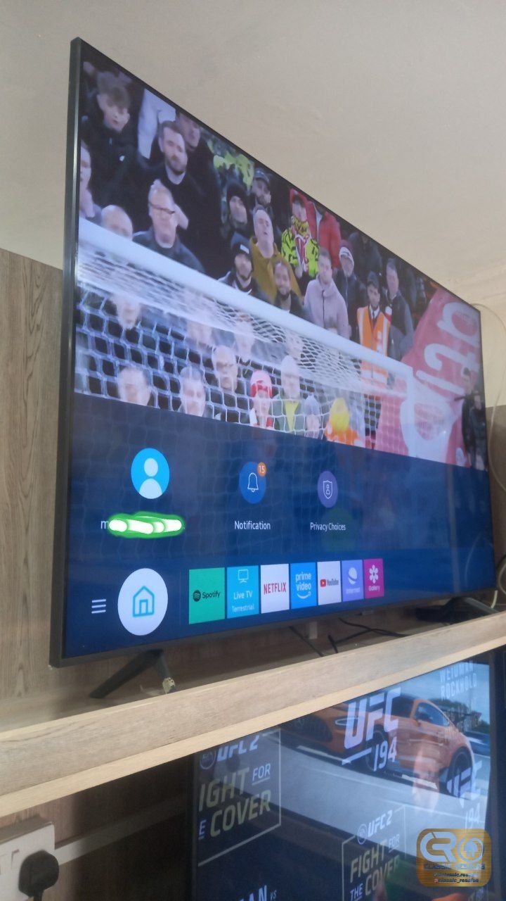 Samsung 65 inch AU7000 Crystal UHD 4K Smart TV