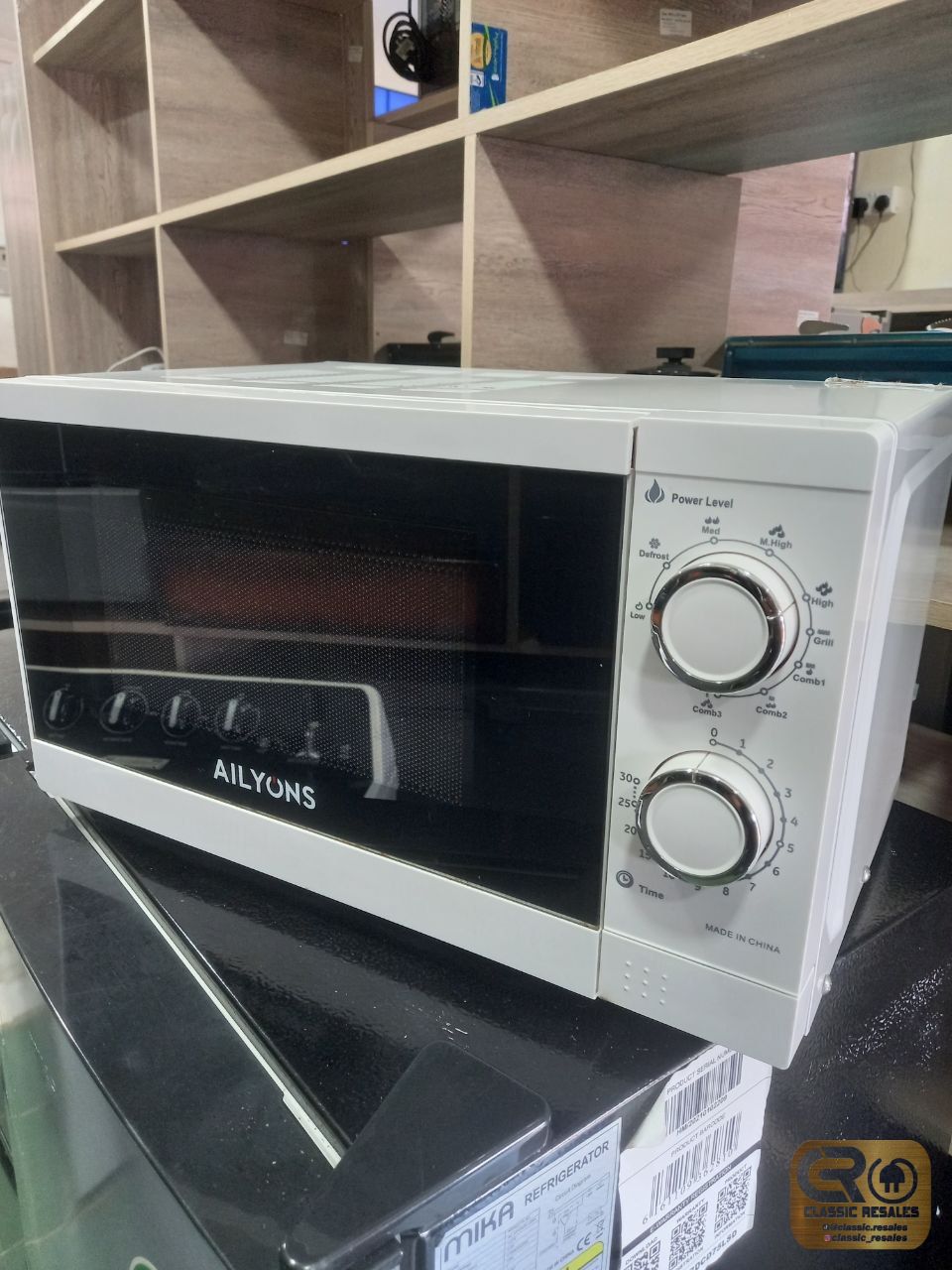 Ailyons 20l Microwave  ksh 5250