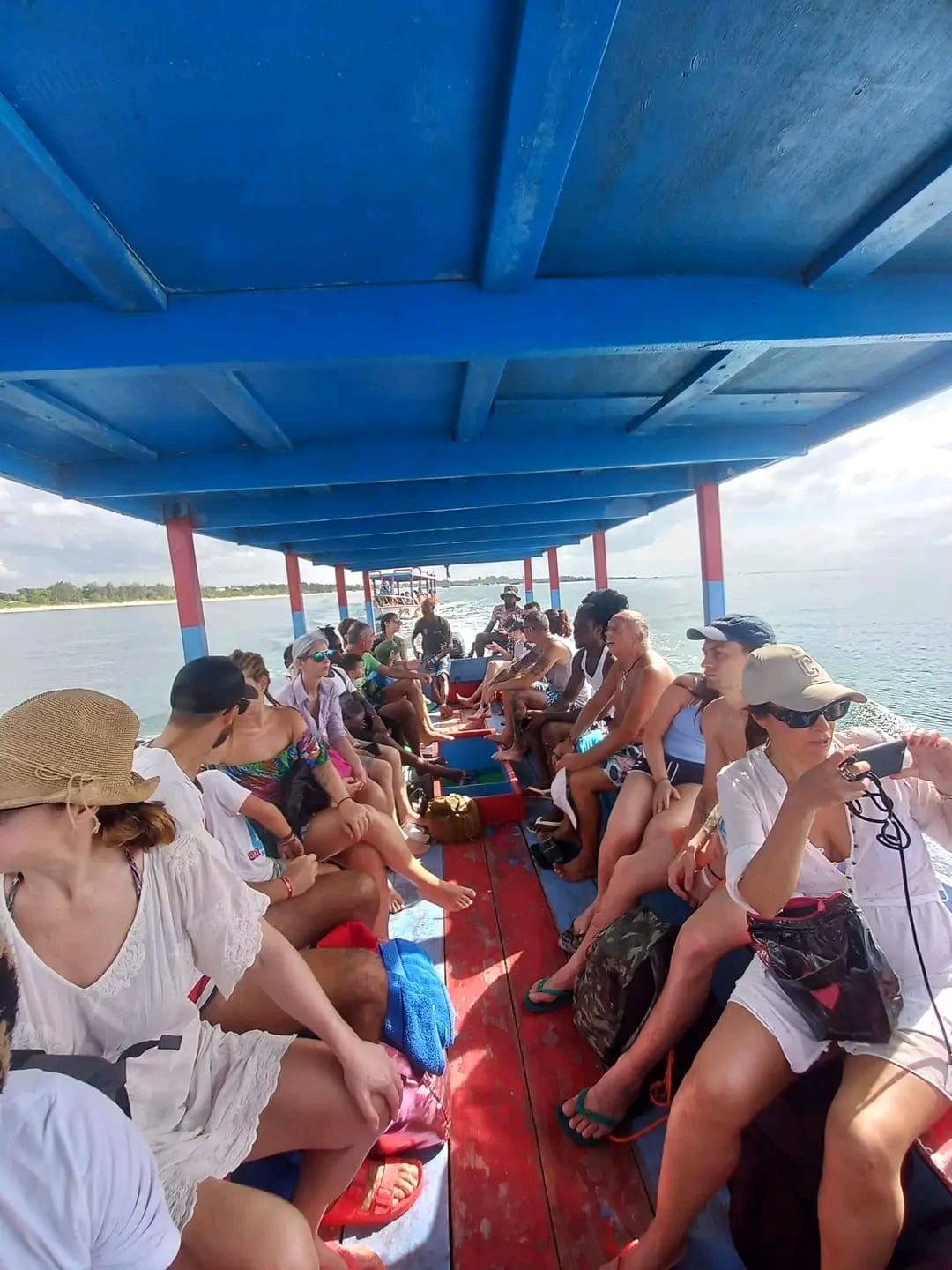 Boat Excursion & Safari Blue