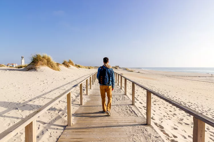 IMPORTANCE OF LETTING GO OF THE PAST AND EMBRACING THE FUTURE