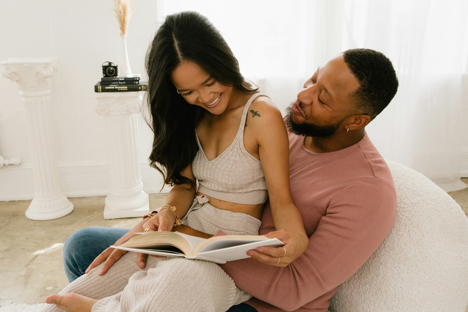 WAYS FOR NURTURING EMOTIONAL INTIMACY IN MARRIAGE