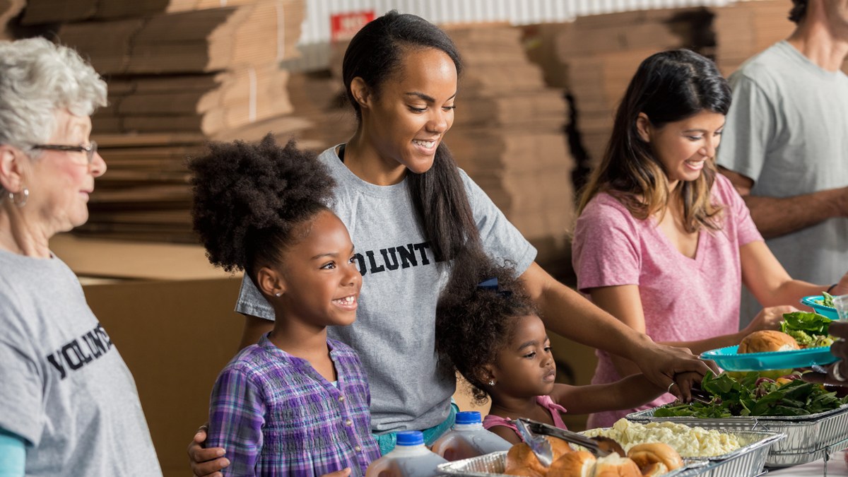 RAISING GRATEFUL AND RESPONSIBLE CHILDREN - HOW TO PREVENT SPOILING WITHOUT WITHHOLDING LOVE