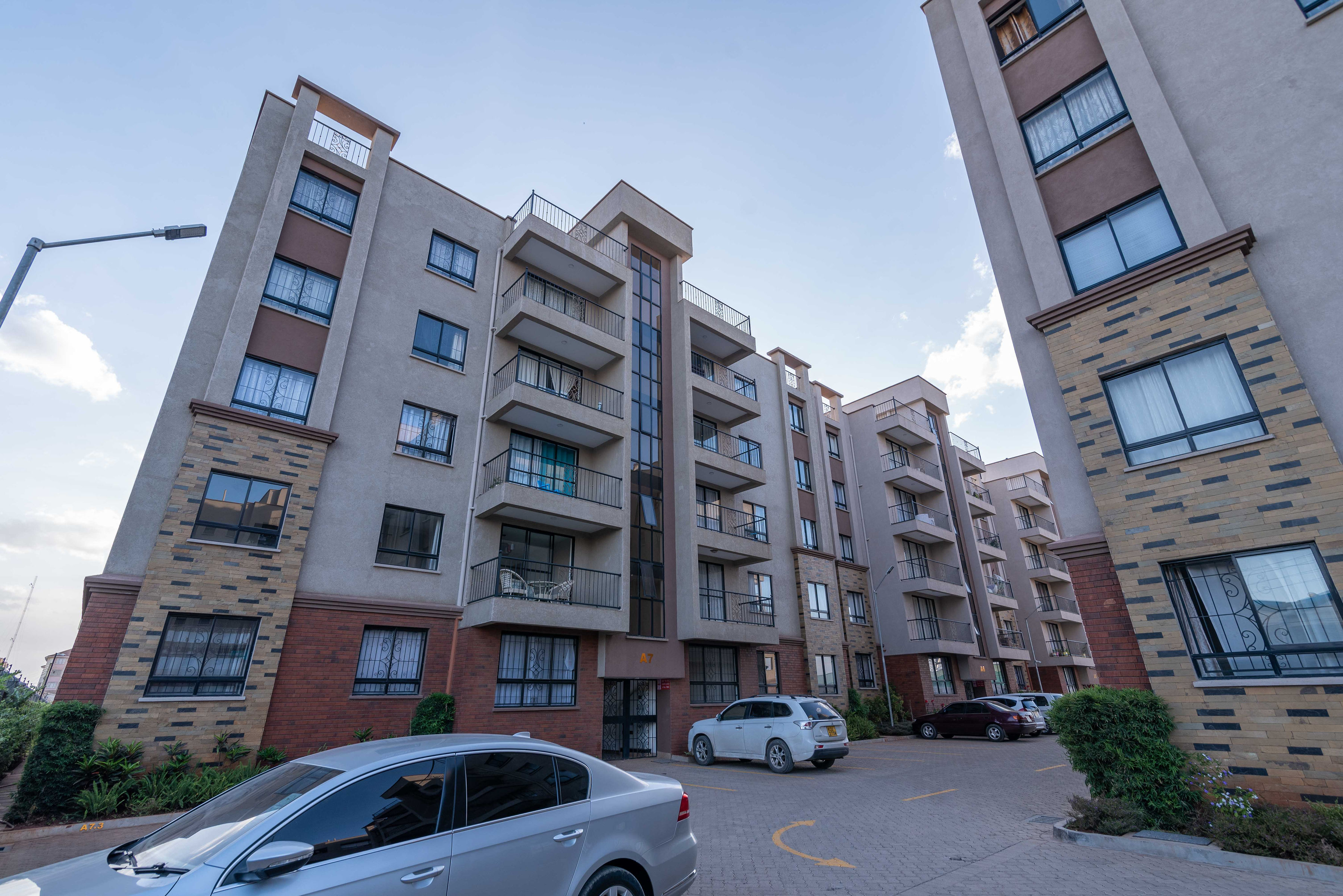 3 & 2 Bedroom Apartment with Exterior — Amalia Syokimau