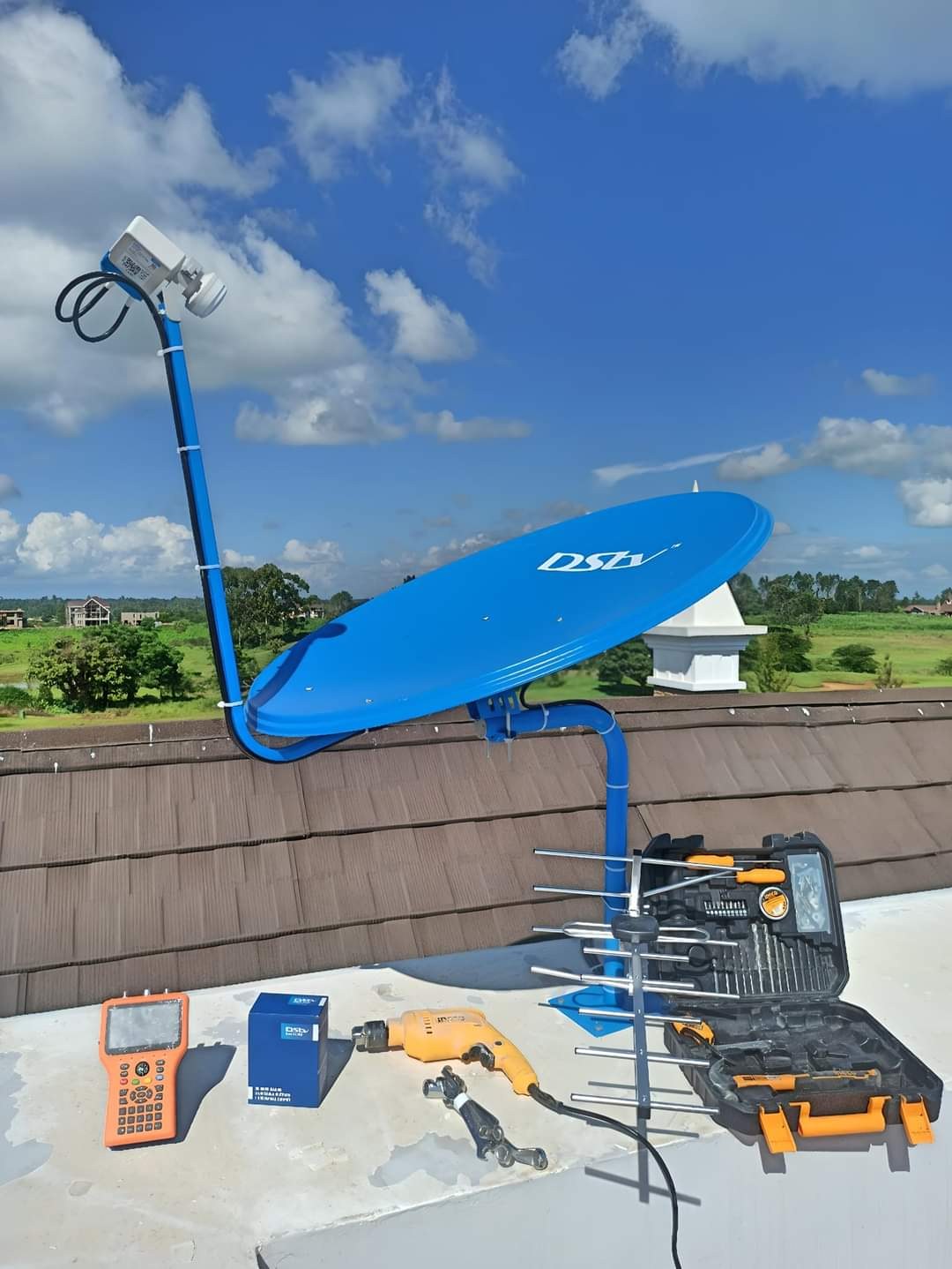 DStv installation by Neuro Movers
