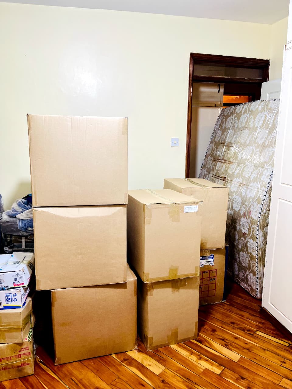 Storage by Neuro Movers