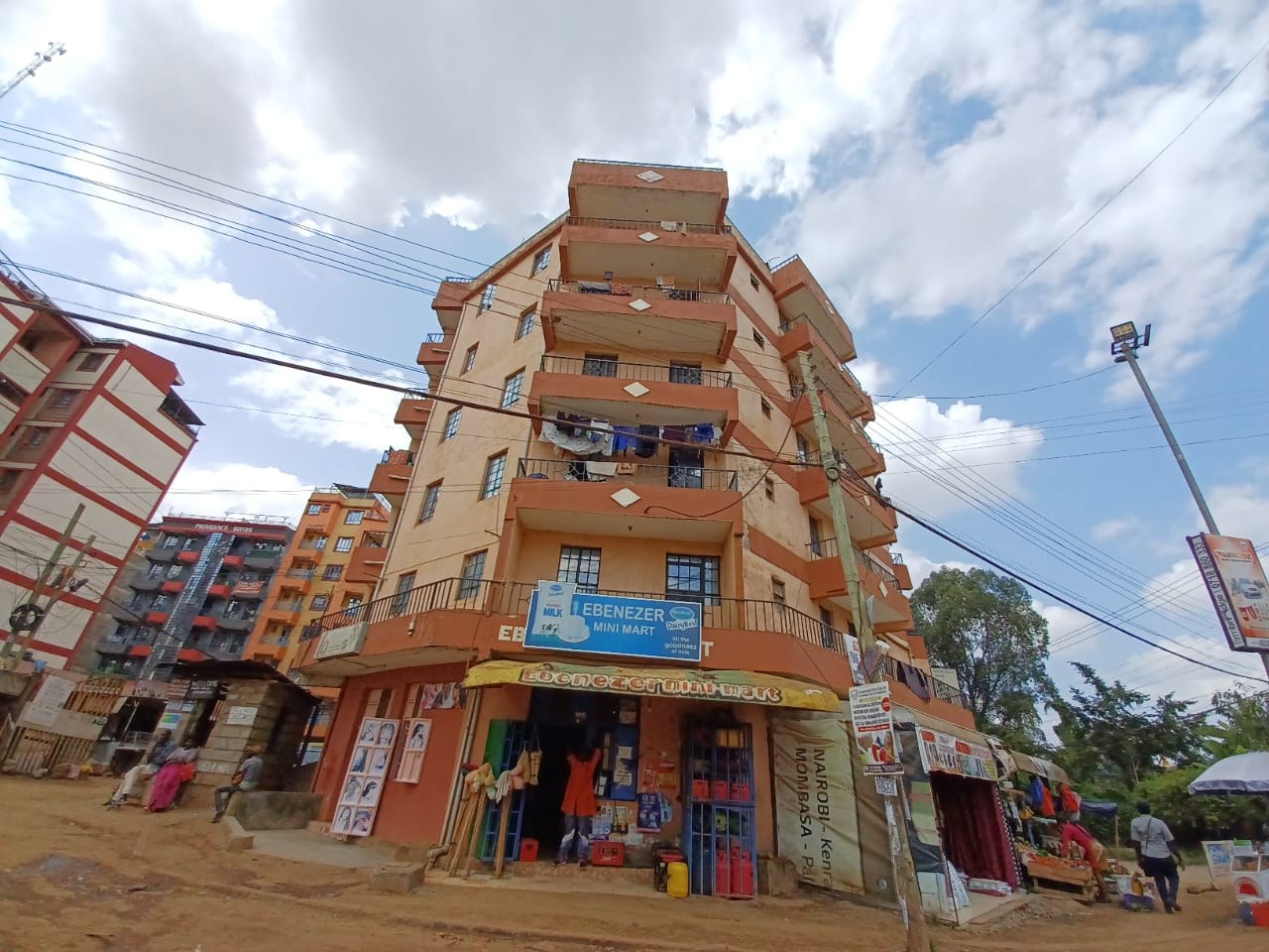 MIREMA DRIVE FLAT