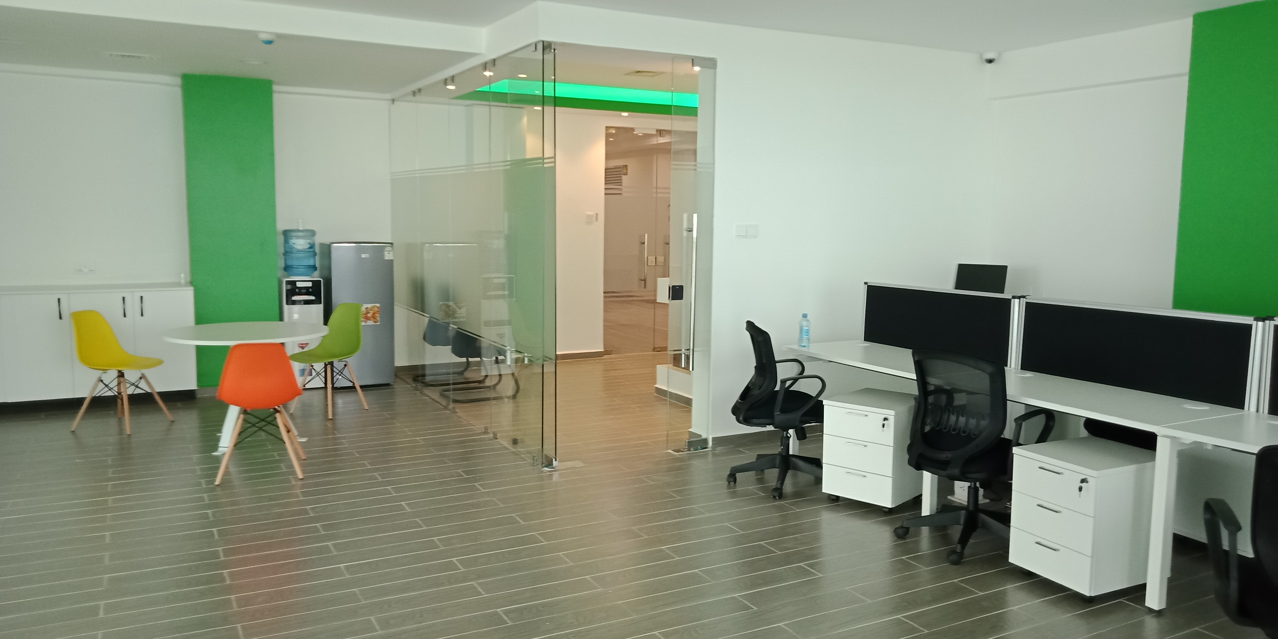 Office Interior design & Partitioning Services