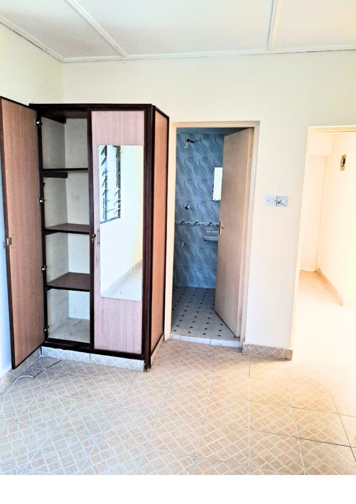 3 Bedroom Own-Compound Master-Ensuite